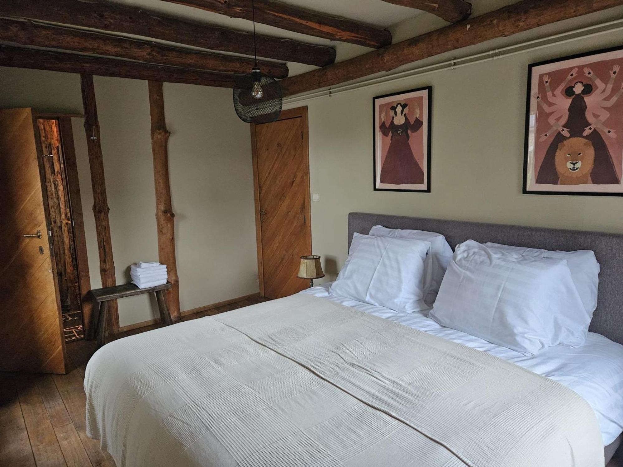 Buteo Chambres D'Hotes & Espresso Lesterny Esterno foto