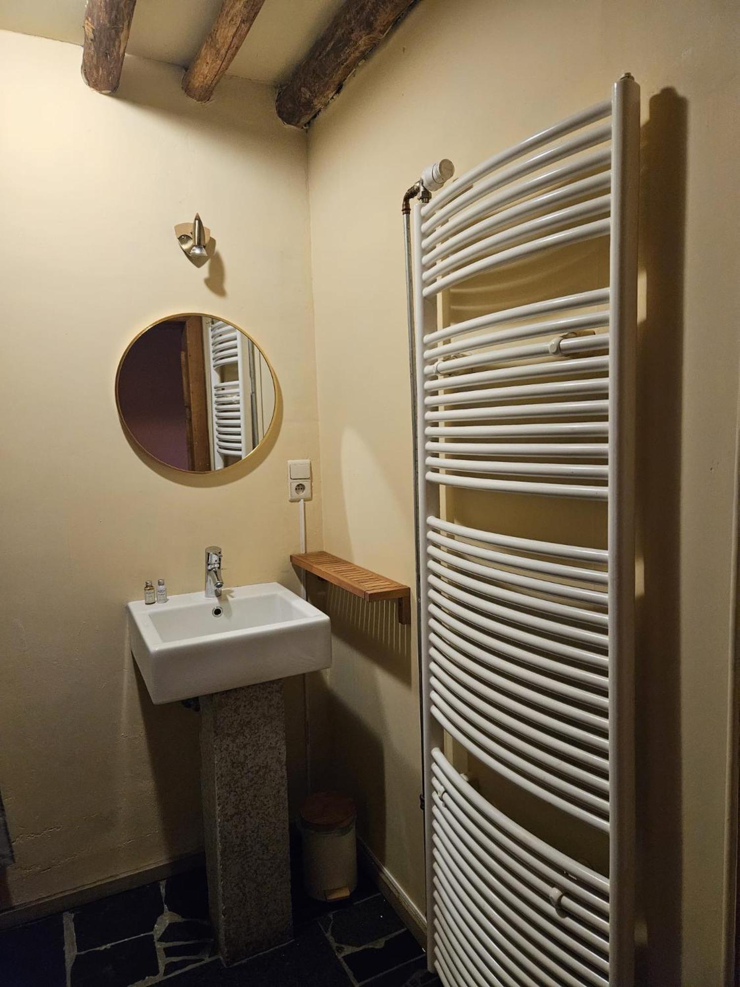 Buteo Chambres D'Hotes & Espresso Lesterny Esterno foto